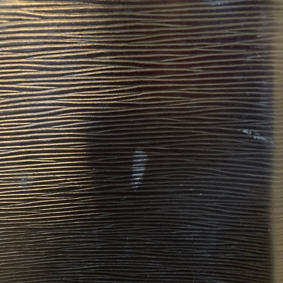 Louis Vuitton Epi Leather Sac a Dos Sling Backpack with pouch - Picture 3 of 12